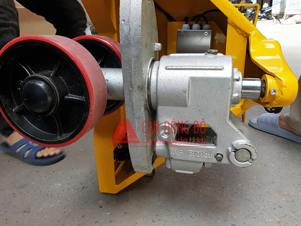Cân Xe Nâng Pallet Jadever JLM-AU